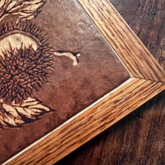 Vintage Oak-Framed Italian Trivet With Chestnut Motif - Picture 3 of 6
